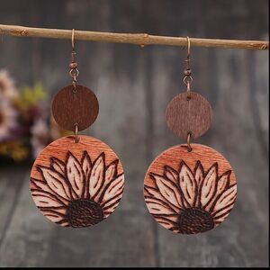 Vintage Round Shaped Wooden Sunflower Dangle Earrings